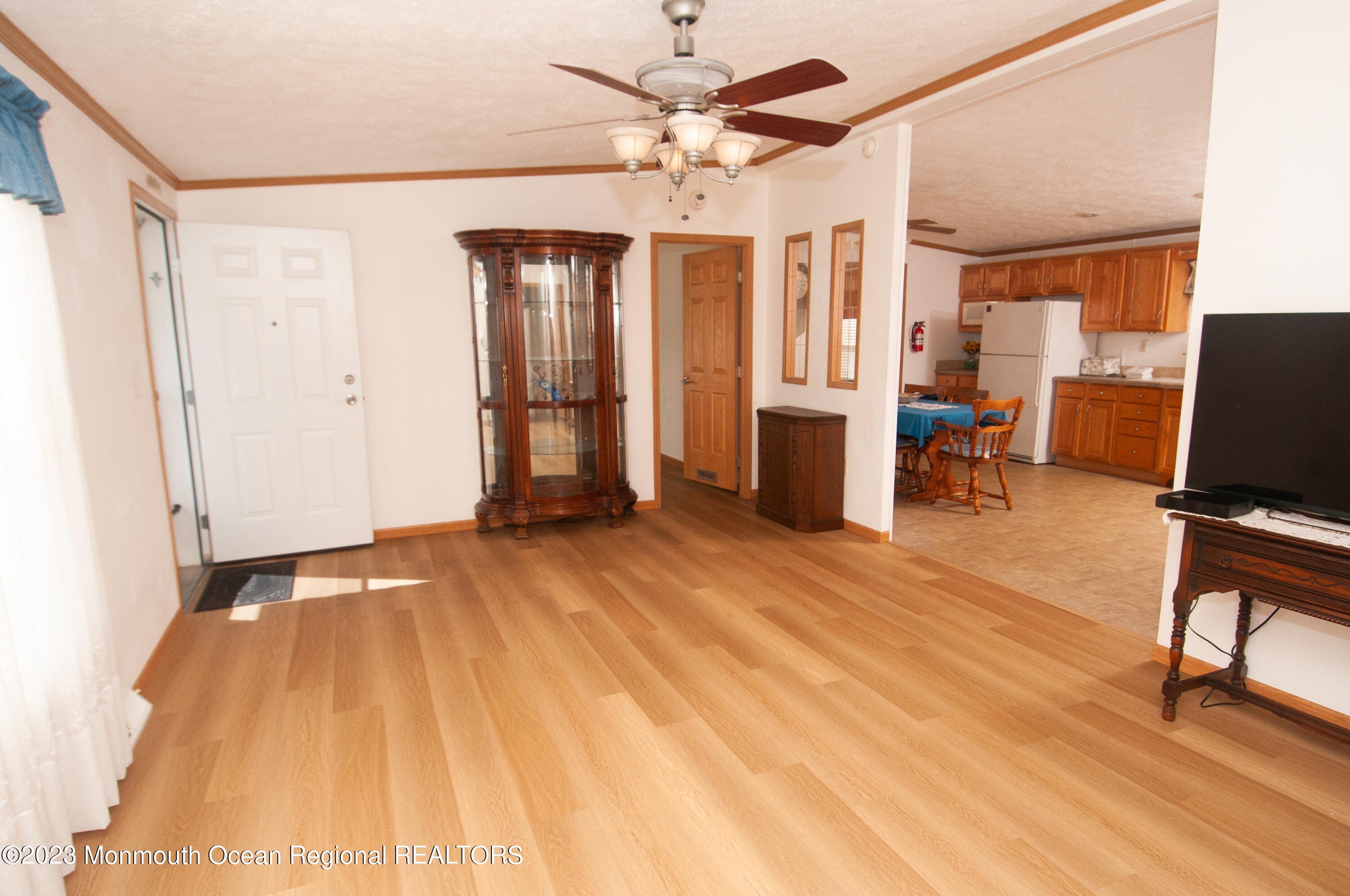 116 Woody Road Freehold, NJ 07728 - Photo 9 of 33 DSC_9554