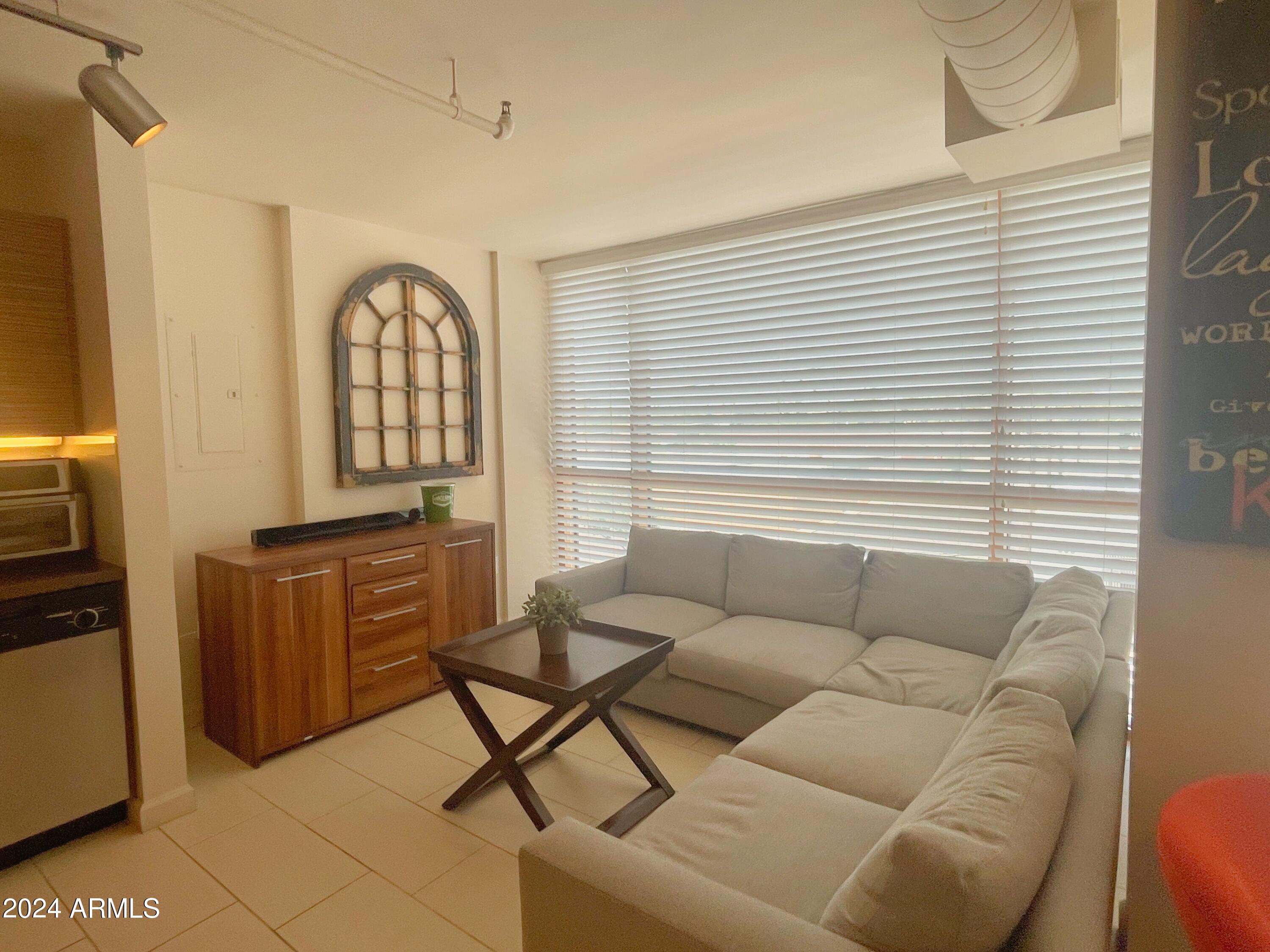 535 West Thomas Road, Unit 401 Phoenix, AZ 85013 - Photo 7 of 22 IMG_1270