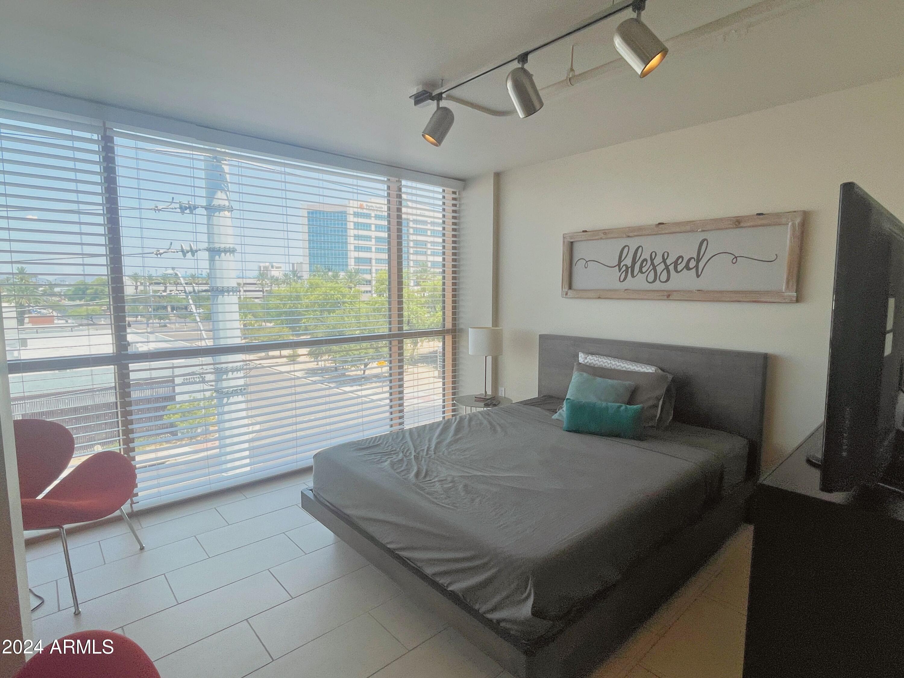 535 West Thomas Road, Unit 401 Phoenix, AZ 85013 - Photo 10 of 22 IMG_1266