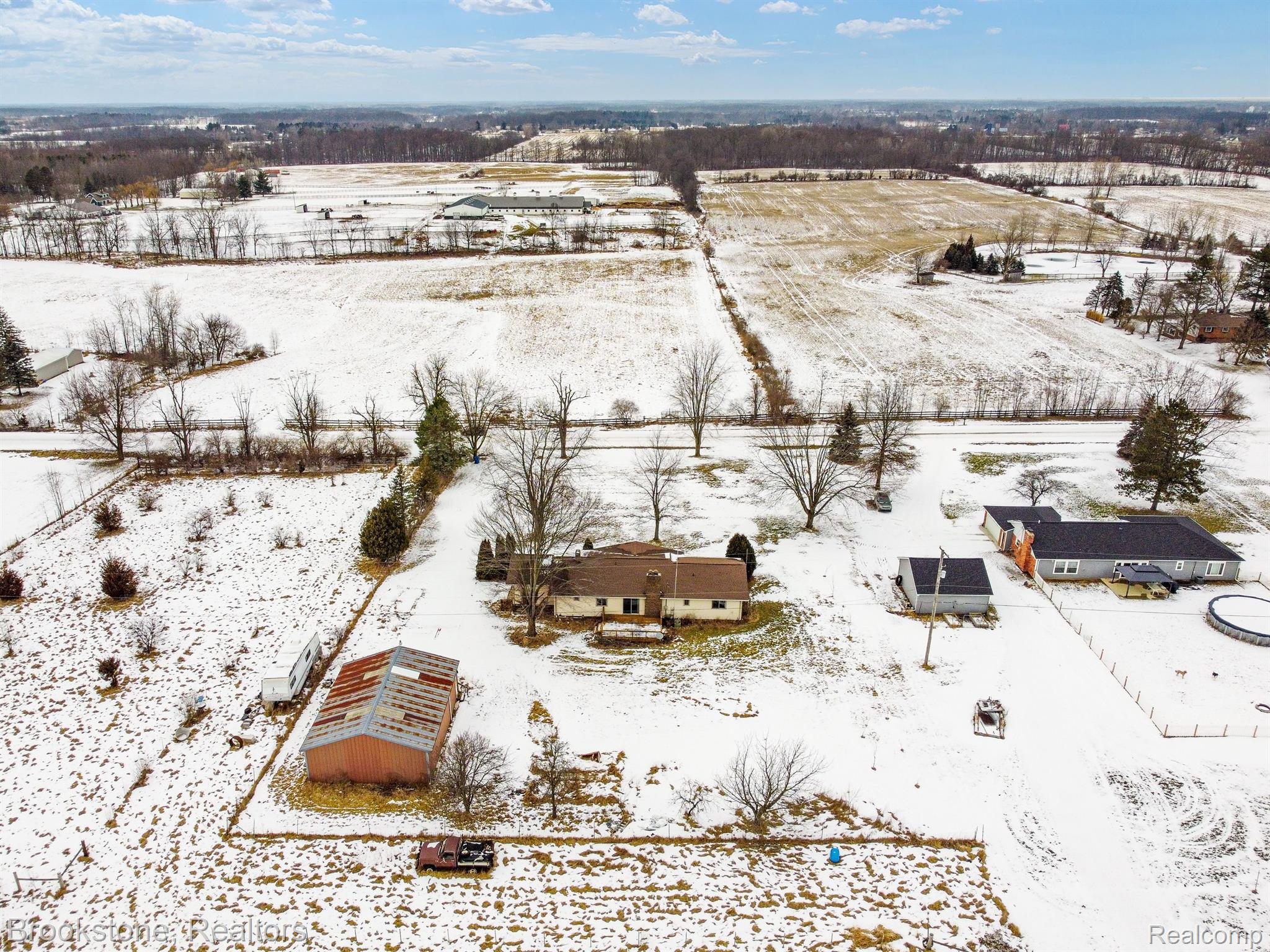 6269 West Ray Road Linden, MI 48451 - Photo 6 of 6 Gallery Image 6