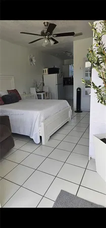 $1,250 | 130 West 13th Street, Unit 9, Hialeah, FL 33010