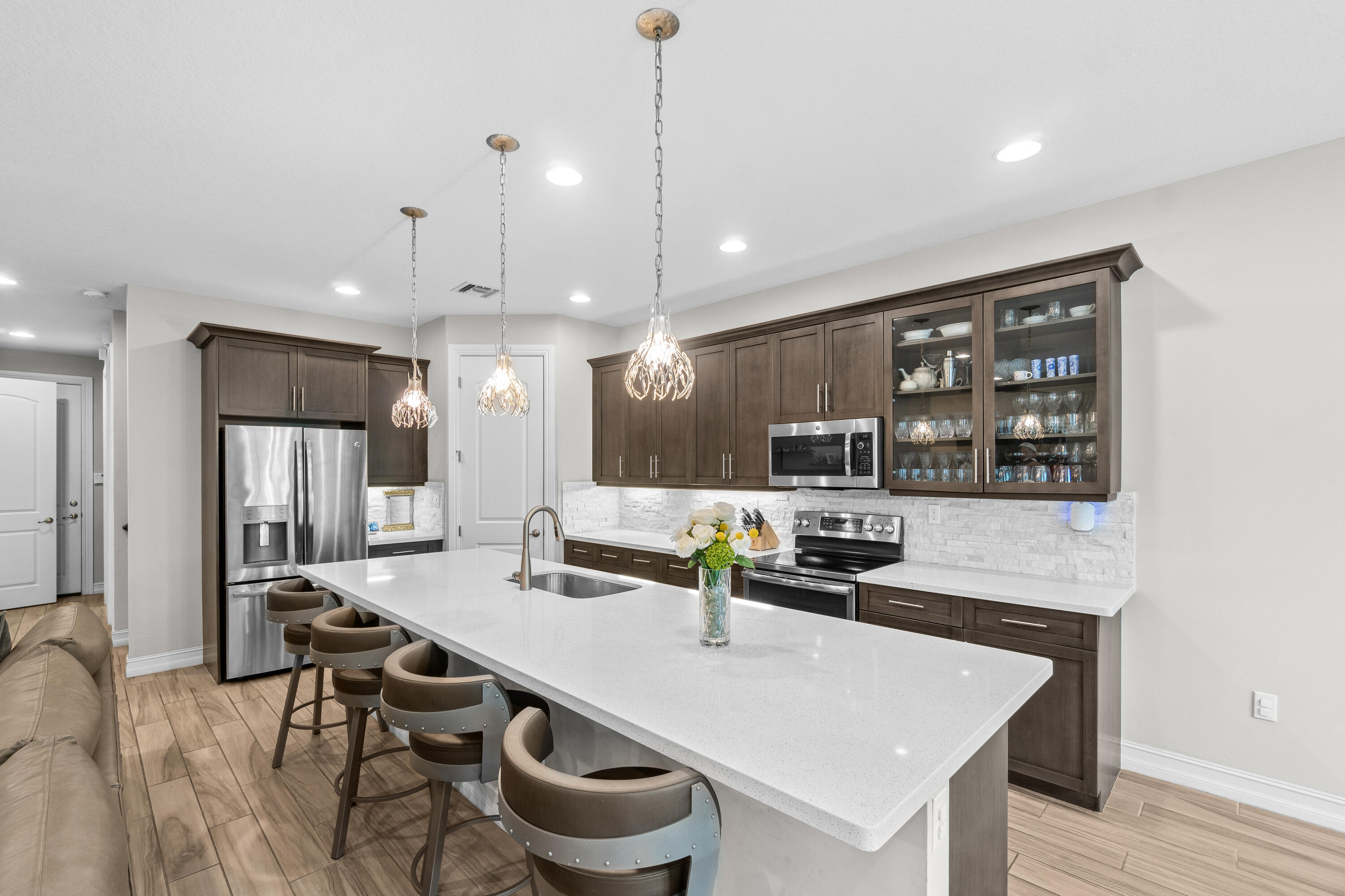 100 Northwest 69th Circle, Unit 102 Boca Raton, FL 33487 - Photo 9 of 33 Kitchen