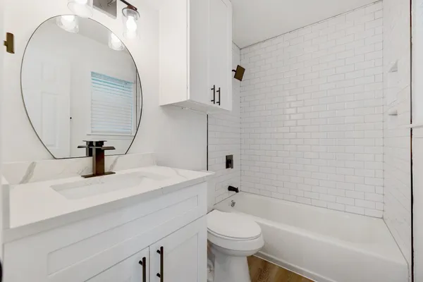 $2,250 | 8312 Bowling Green Drive, Unit 1, Austin, TX 78757