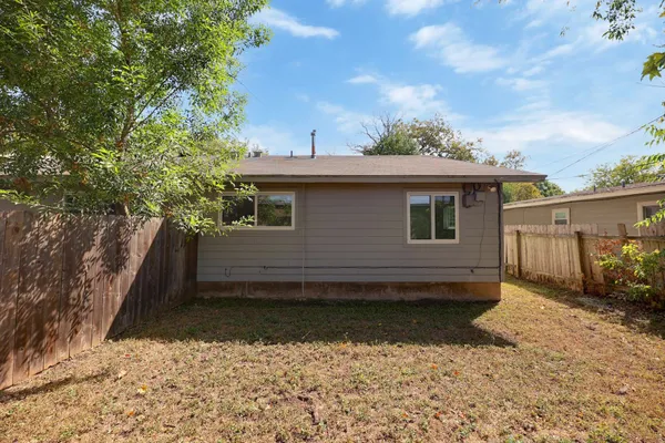 $2,250 | 8312 Bowling Green Drive, Unit 1, Austin, TX 78757