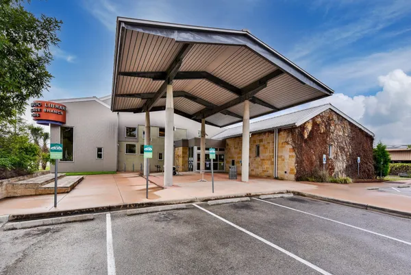 $2,250 | 8312 Bowling Green Drive, Unit 1, Austin, TX 78757