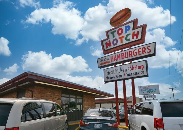 $2,250 | 8312 Bowling Green Drive, Unit 1, Austin, TX 78757