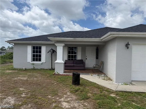 $2,300 | 3819 24th Street West, Lehigh Acres, FL 33971