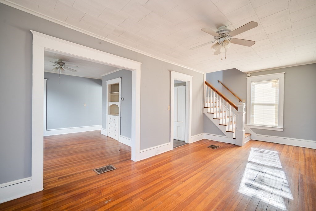 983 Carew Street Springfield, MA 01104 - Photo 14 of 24 Gallery Image 14