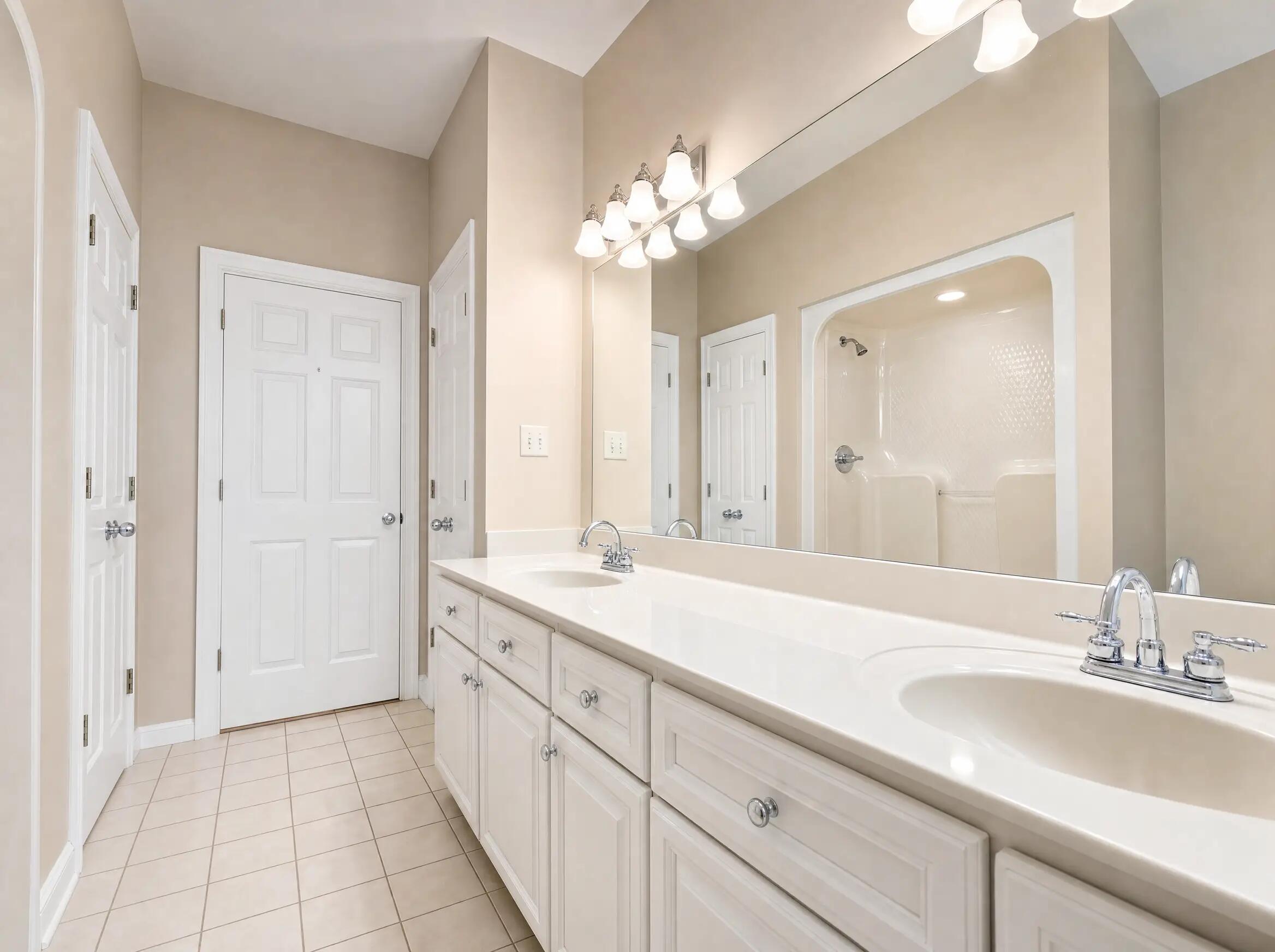 259 3 Mile Road Beattyville, KY 41311 - Photo 25 of 37 hallway bathroom