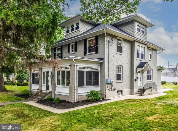$415,000 | 950 North Charlotte Street, Pottstown, PA 19464