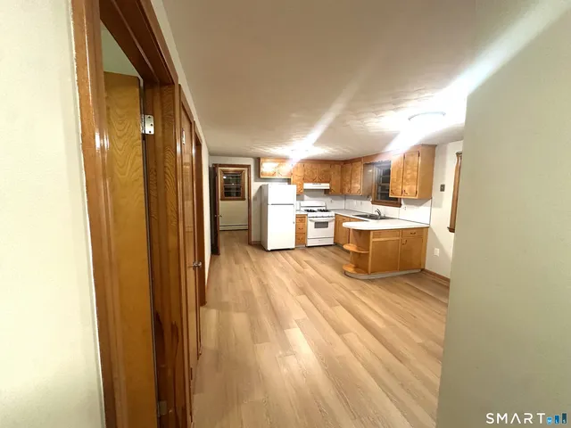 $1,800 | 138 Carroll Street, New Britain, CT 06053