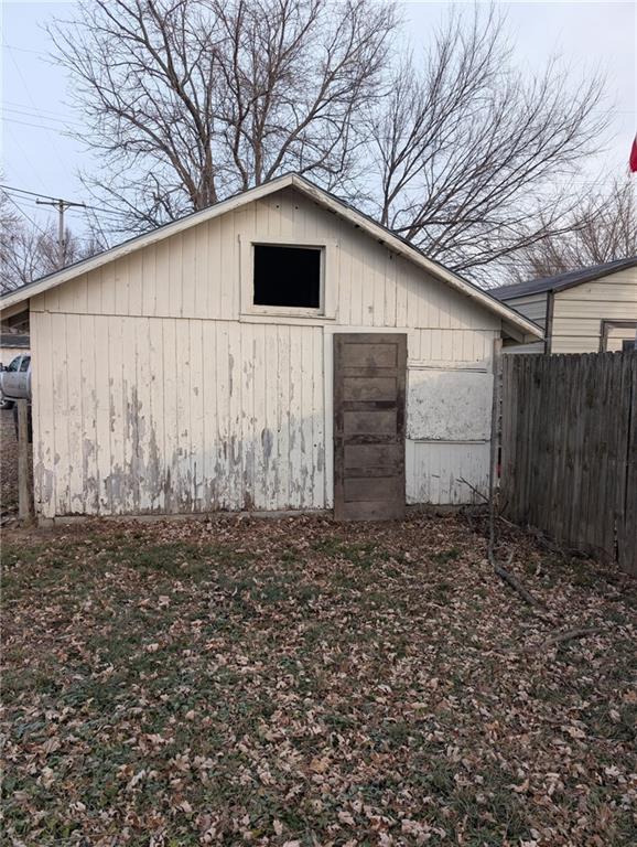 1809 Garfield Avenue St. Joseph, MO 64503 - Photo 9 of 11