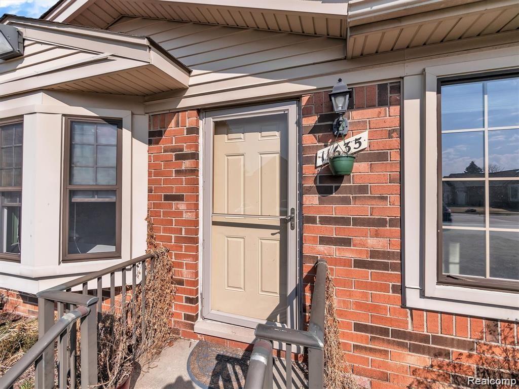 11635 Beaconsfield Road Washington, MI 48094 - Photo 4 of 40 05-11635-Beaconsfield-Rd-WindowStill-Real-Estate-Photography-5.jpg