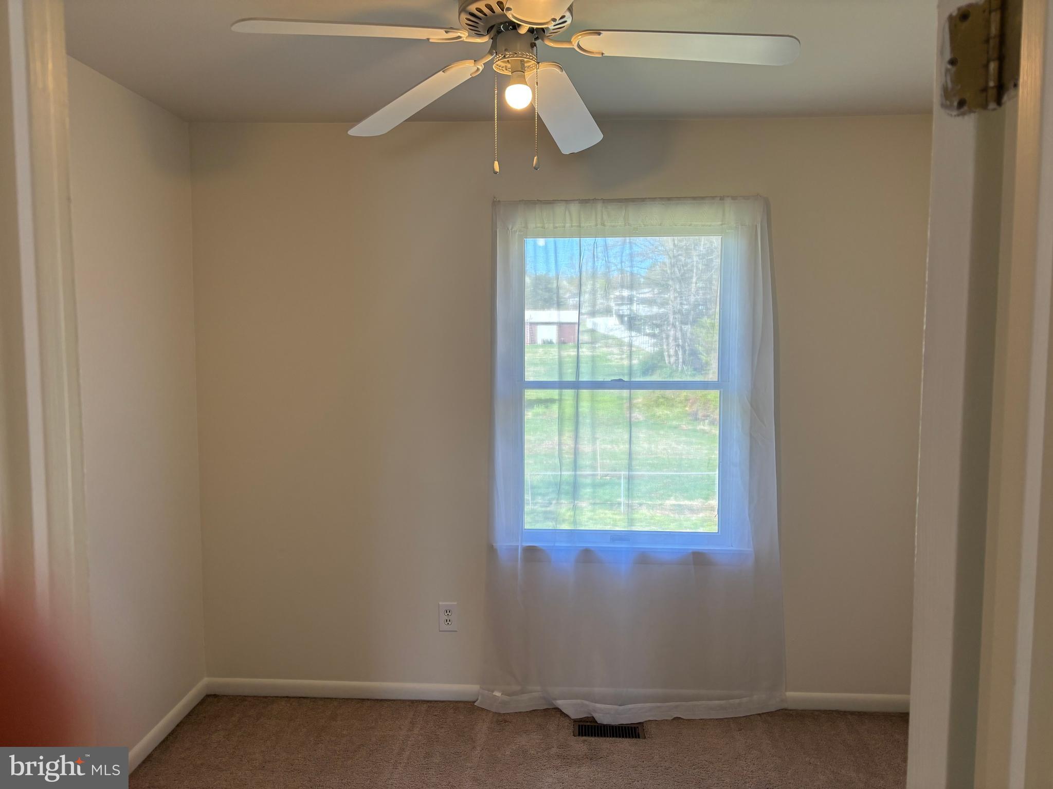 41 Transom Court Elkton, MD 21921 - Photo 13 of 16 3rd Bedroom un-staged