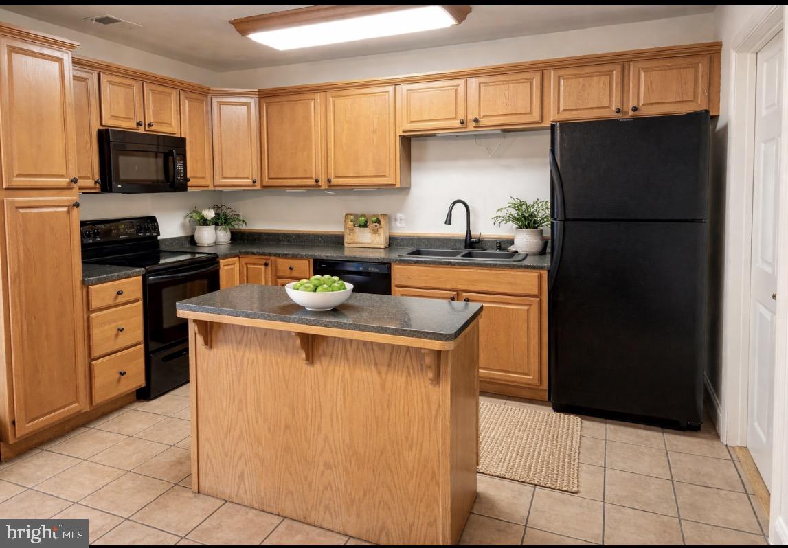 41 Transom Court Elkton, MD 21921 - Photo 6 of 16 Ktichen virtually staged