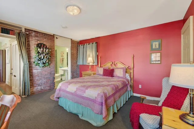 $1,650,000 | 15 Pine Street, Portland, ME 04102