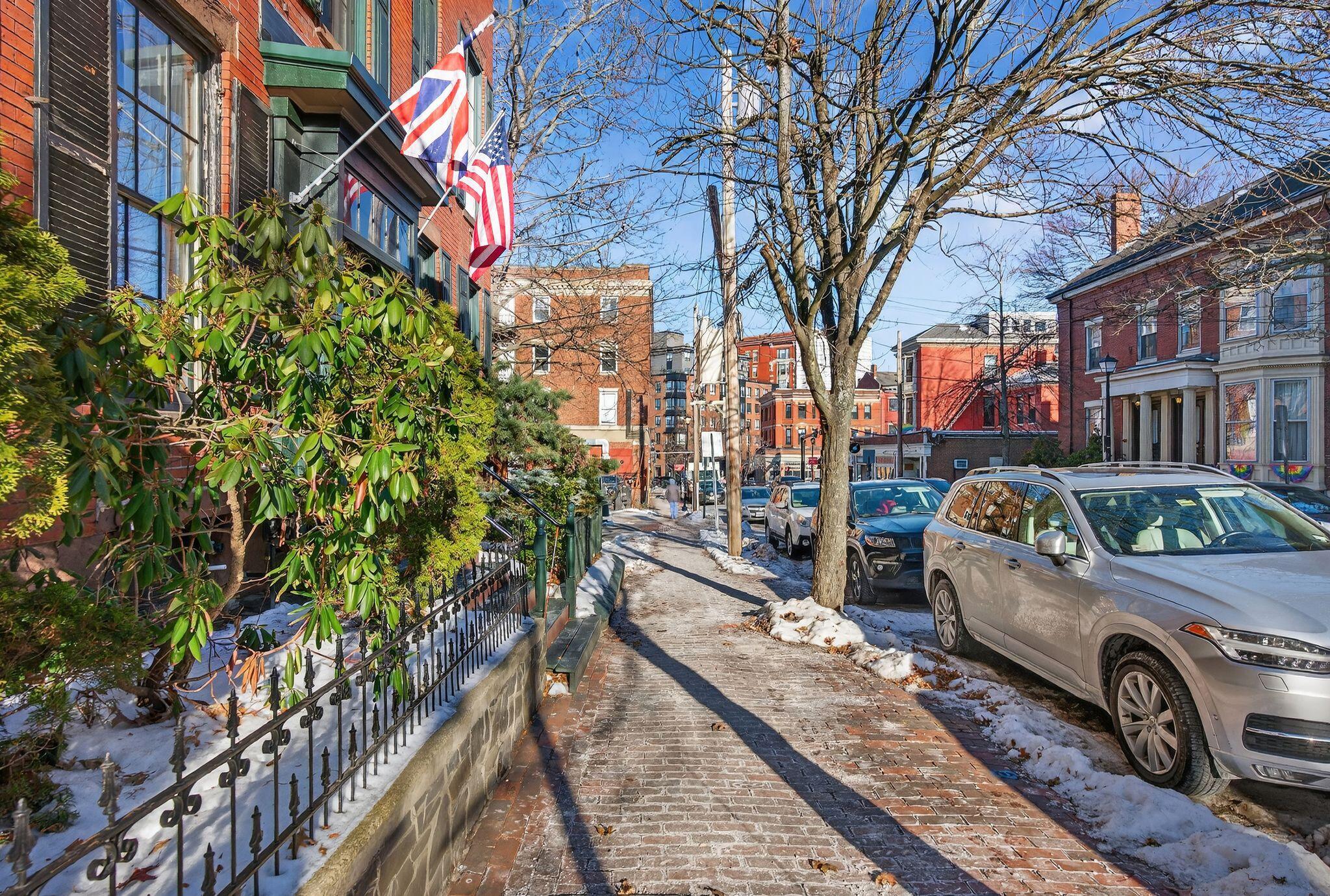 15 Pine Street Portland, ME 04102 - Photo 4 of 84 4_005_DSC09357