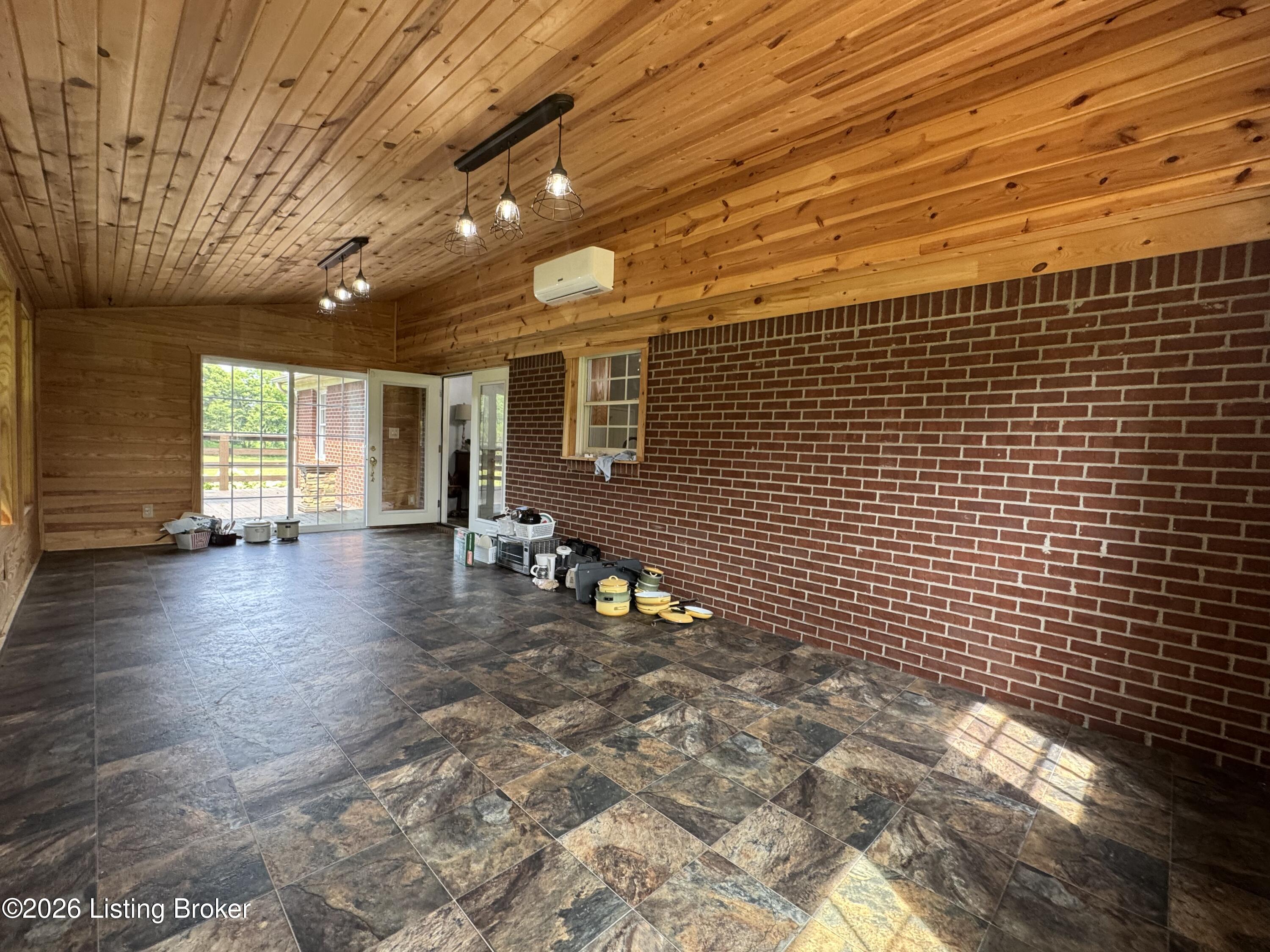 2714 Pea Ridge Road Waddy, KY 40076 - Photo 13 of 43 IMG_1741