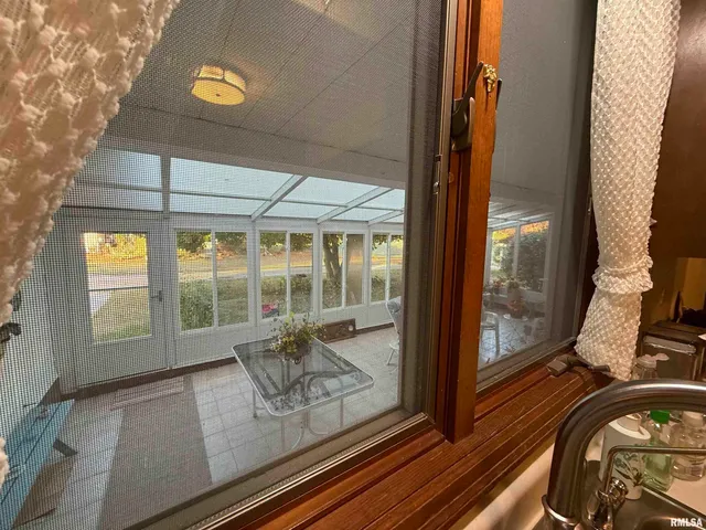 $169,900 | 206 North Robinson Street, Lewistown, IL 61542