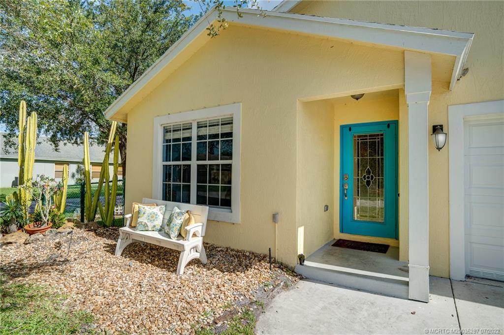 2469 Southwest Omega Way Stuart, FL 34997 - Photo 3 of 33 Gallery Image 3