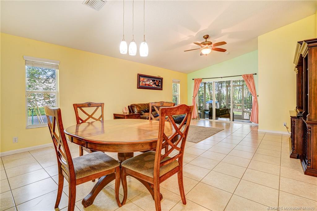 2469 Southwest Omega Way Stuart, FL 34997 - Photo 8 of 33 Gallery Image 8