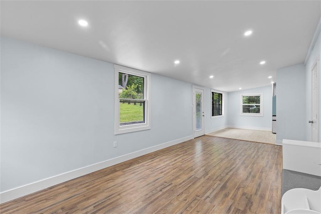 234 Navajo Road Pittsburgh, PA 15241 - Photo 15 of 34