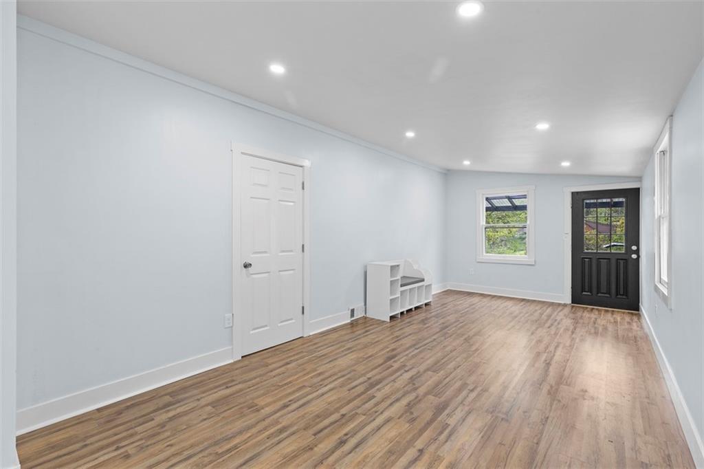 234 Navajo Road Pittsburgh, PA 15241 - Photo 16 of 34