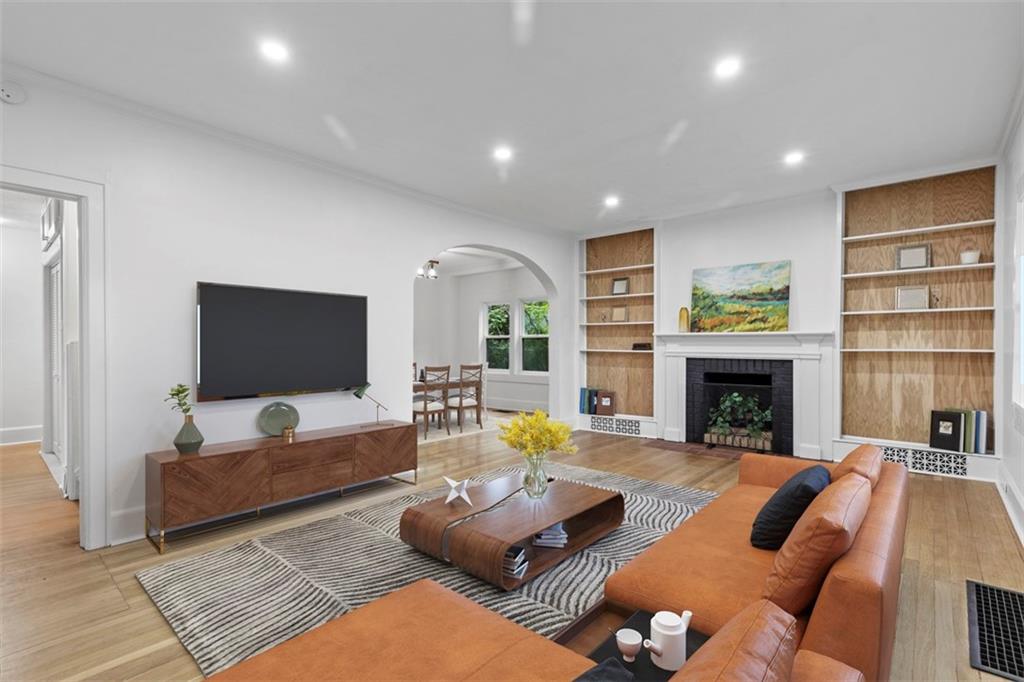 234 Navajo Road Pittsburgh, PA 15241 - Photo 4 of 34 Digitally staged to show how large the space is for your furniture.