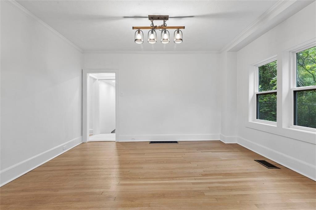 234 Navajo Road Pittsburgh, PA 15241 - Photo 9 of 34