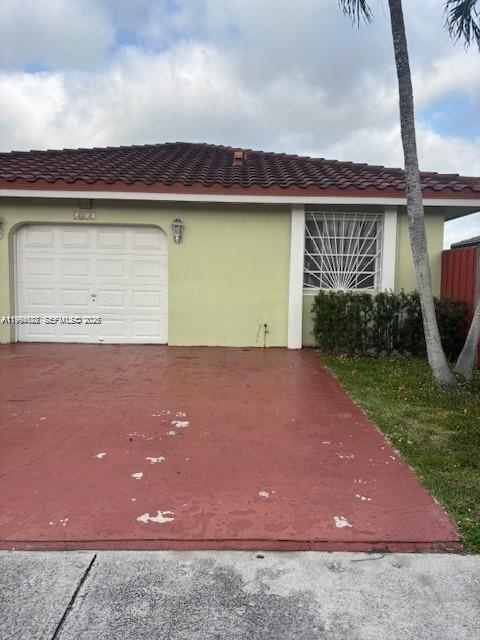 5852 Southwest 147th Place Miami, FL 33193 - Photo 11 of 11 a view of outdoor space yard and front view of a house