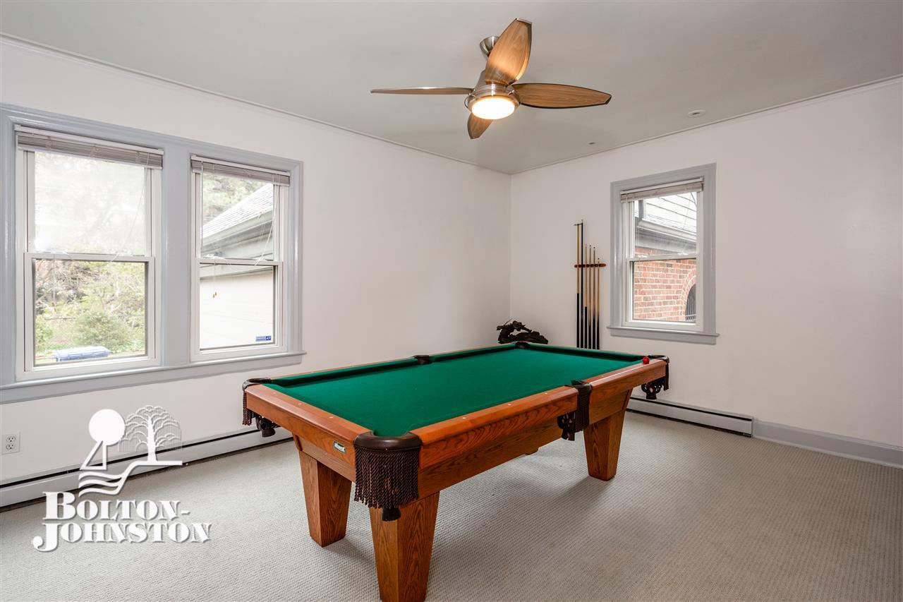 590 Barrington Road Grosse Pointe, MI 48230 - Photo 19 of 63 31365701-18.JPG