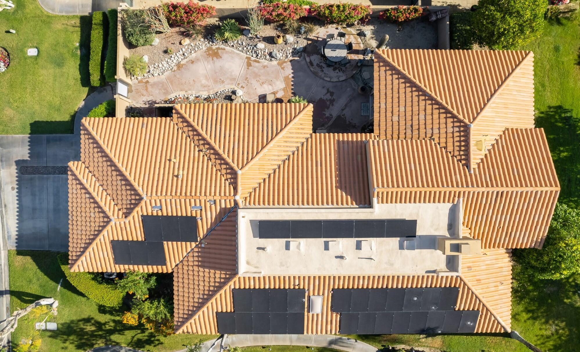 33 Colonial Drive Rancho Mirage, CA 92270 - Photo 3 of 62 5-web-or-mls-KMColonial_2023_005