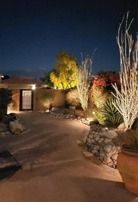 33 Colonial Drive Rancho Mirage, CA 92270 - Photo 53 of 62 a vase of flowers sitting on a table