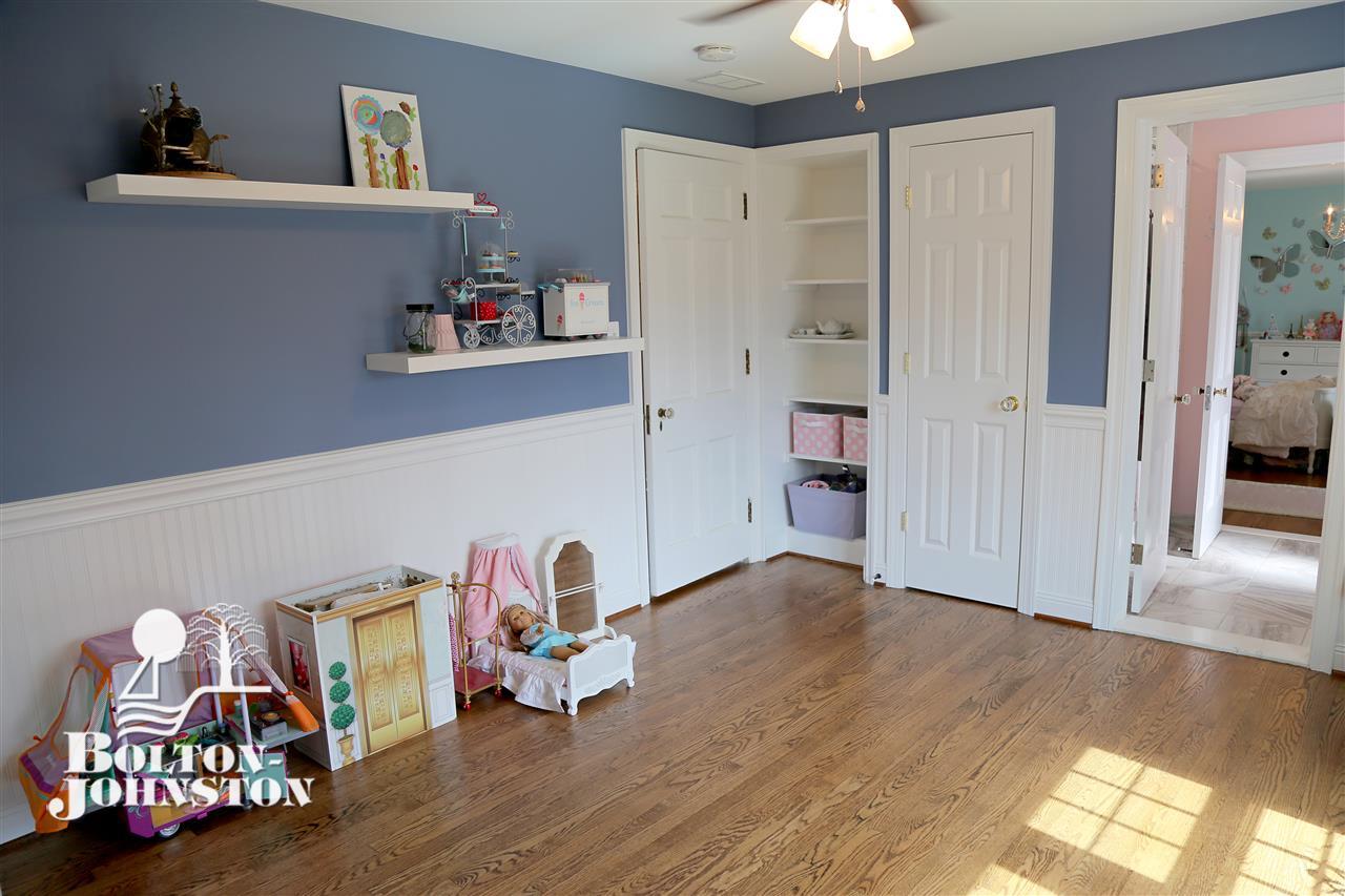 171 Lewiston Road Grosse Pointe, MI 48236 - Photo 34 of 67 Bedroom 3