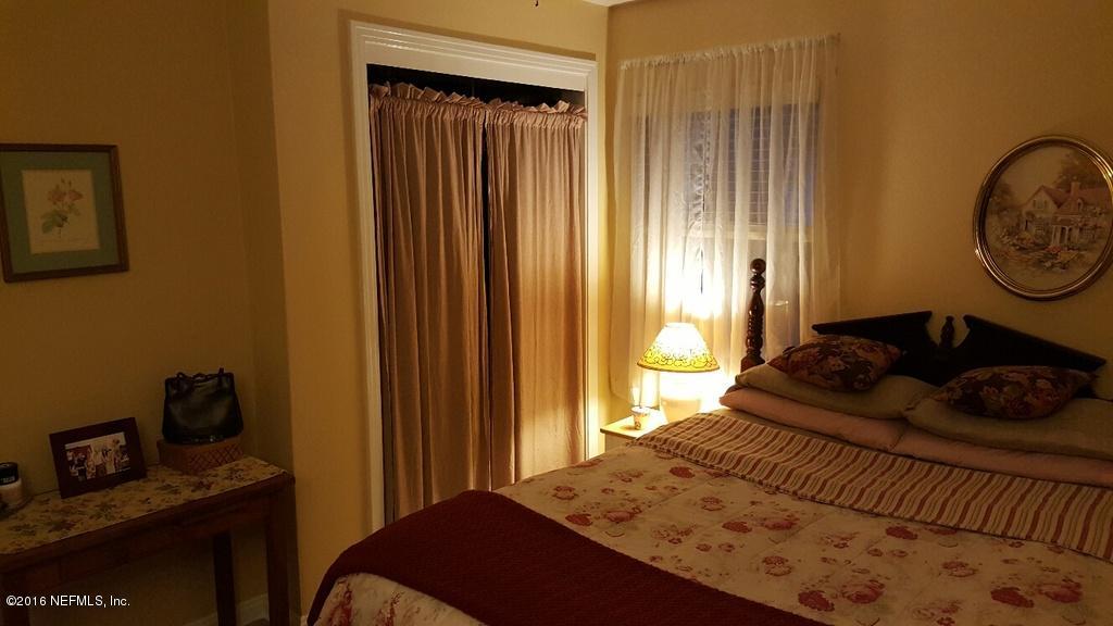 2419 Patsy Anne Drive Jacksonville, FL 32207 - Photo 23 of 33 Patsy Anne Master bedroom 3