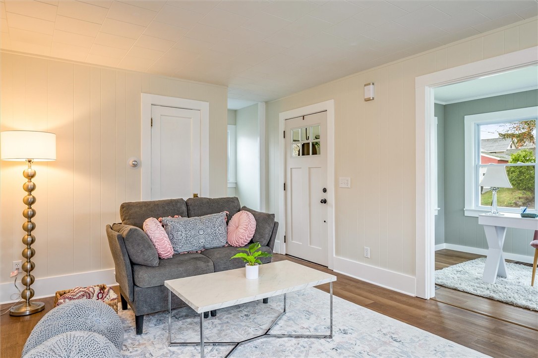 40 Everett Street Greece, NY 14615 - Photo 9 of 40