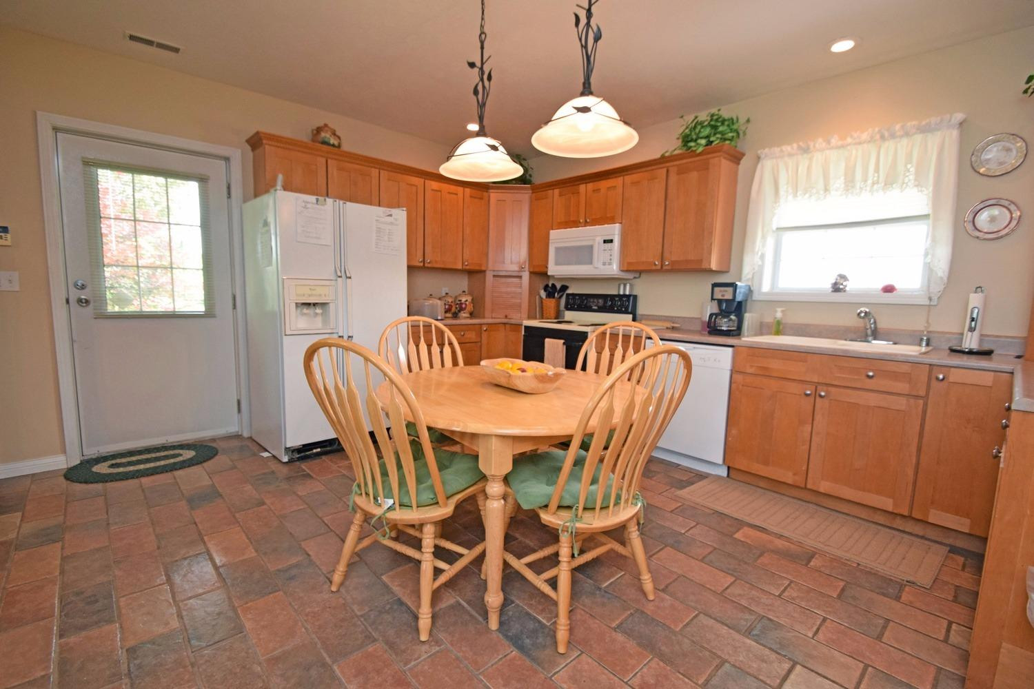 2898 Baynum Hill Road California, KY 41007 - Photo 10 of 30 Photo 10