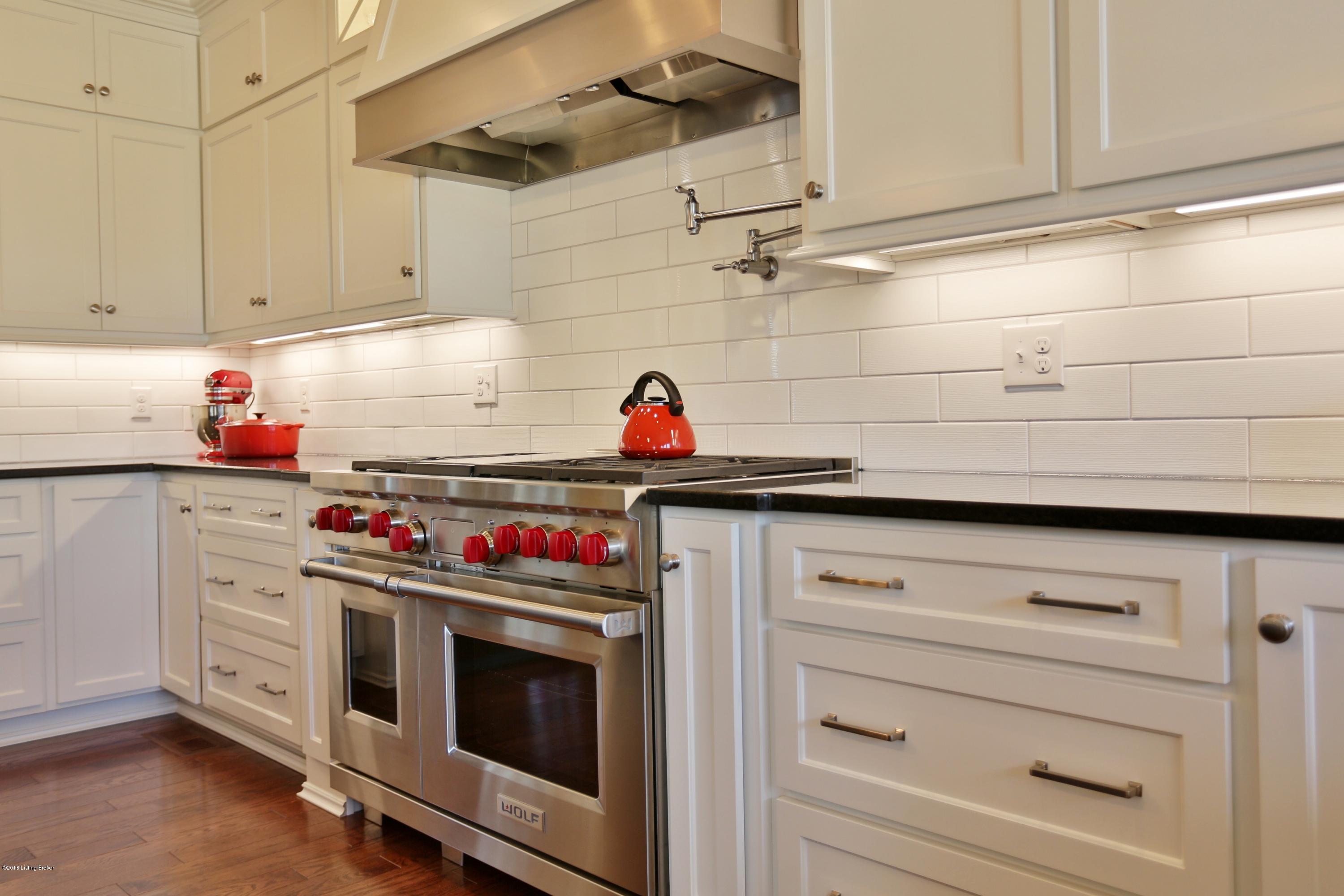 6714 Regal Road Louisville, KY 40222 - Photo 13 of 49 Eat-in kitchen