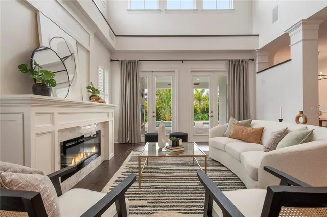 a view of livingroom with furniture and windows