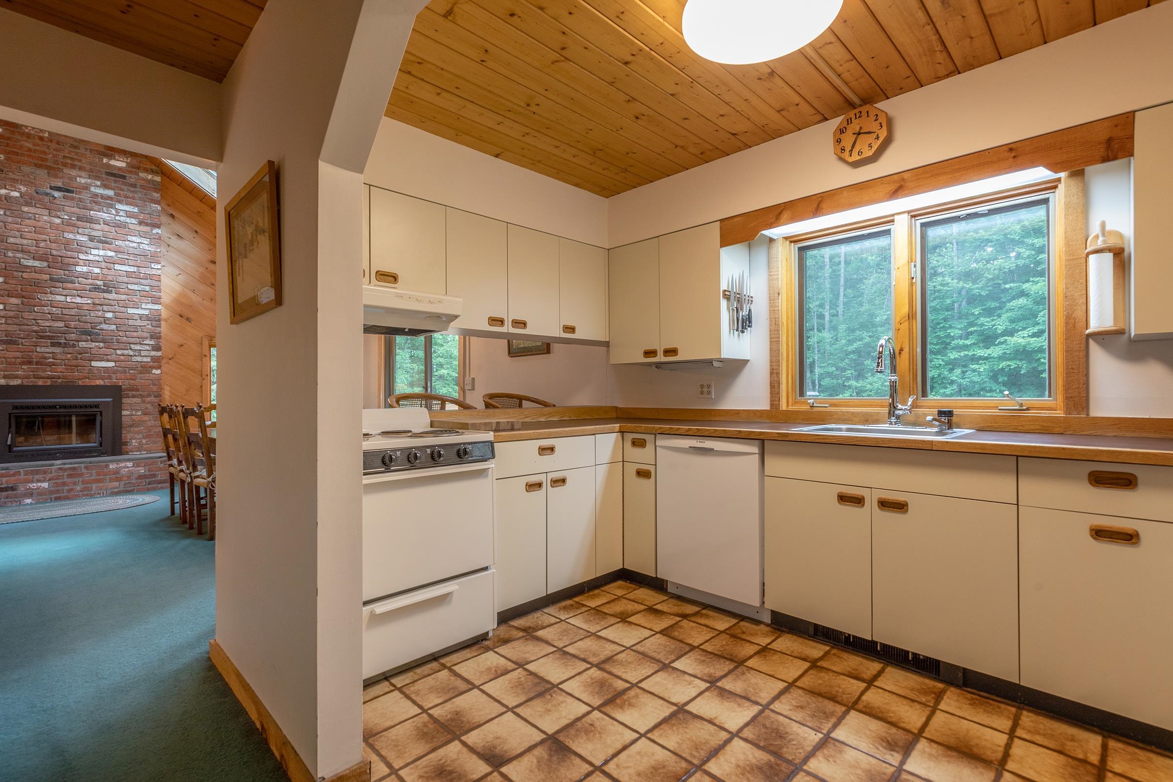 12 Stratton Ridge Road Winhall, VT 05340 - Photo 7 of 37