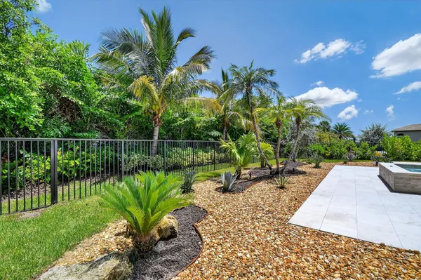 $2,465,000 | 11158 Gln Orch Lane, Boynton Beach, FL 33473