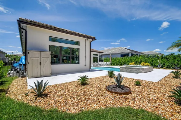 $2,465,000 | 11158 Gln Orch Lane, Boynton Beach, FL 33473