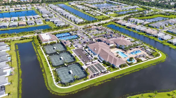 $2,465,000 | 11158 Gln Orch Lane, Boynton Beach, FL 33473