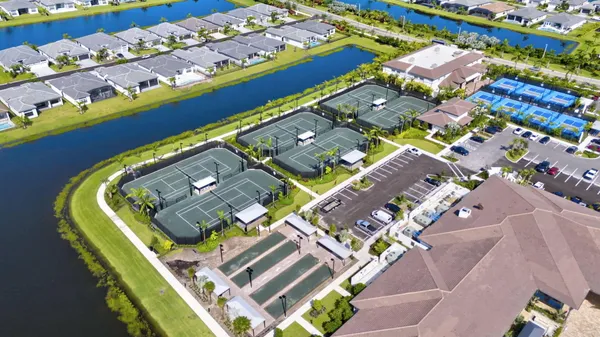 $2,465,000 | 11158 Gln Orch Lane, Boynton Beach, FL 33473