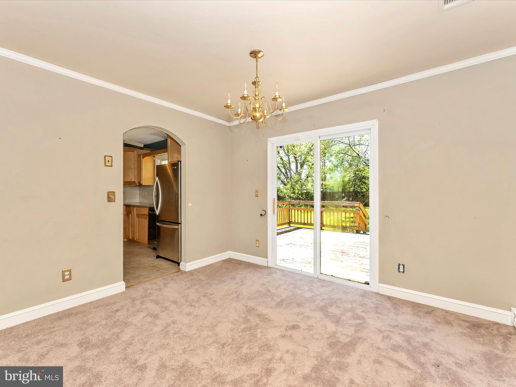 28412 Clarksburg Road Damascus, MD 20872 - Photo 10 of 46 Dining Room