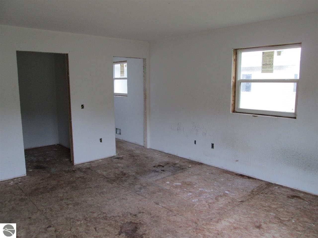 10519 Puffer Road Southwest Fife Lake, MI 49633 - Photo 27 of 35 1789673-26.JPG