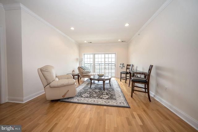 $610,000 | 700 Commodore Court, Unit 2746, Philadelphia, PA 19146