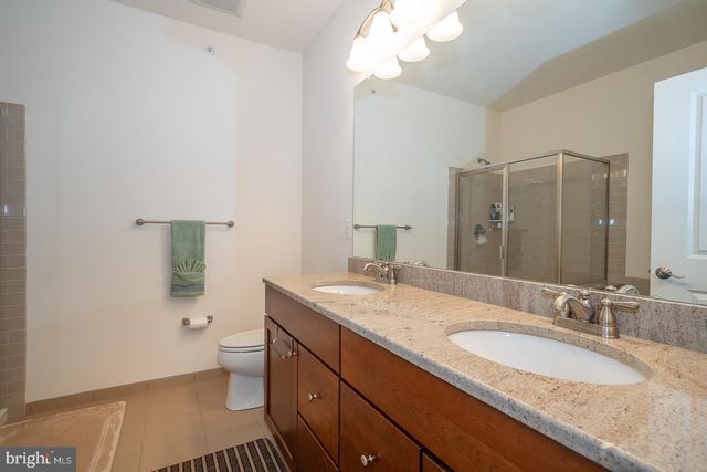 $610,000 | 700 Commodore Court, Unit 2746, Philadelphia, PA 19146