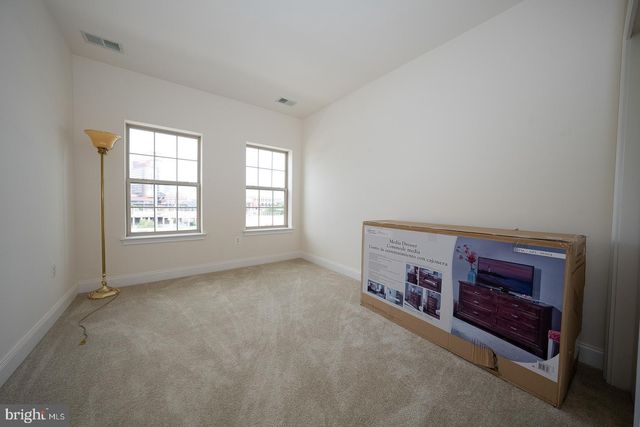 $610,000 | 700 Commodore Court, Unit 2746, Philadelphia, PA 19146