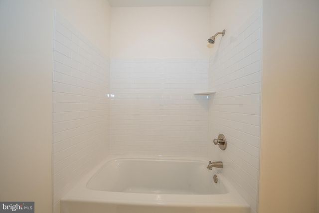 $610,000 | 700 Commodore Court, Unit 2746, Philadelphia, PA 19146